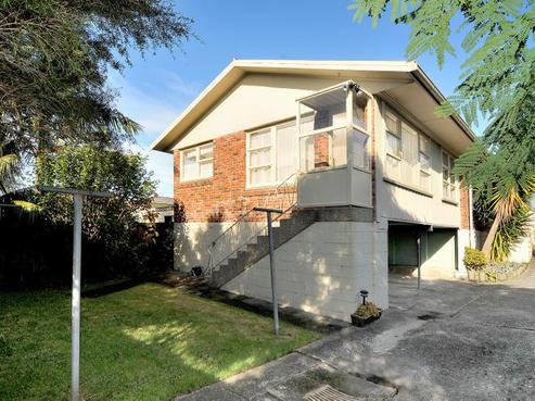 4/143 Point Chevalier Road, Point Chevalier