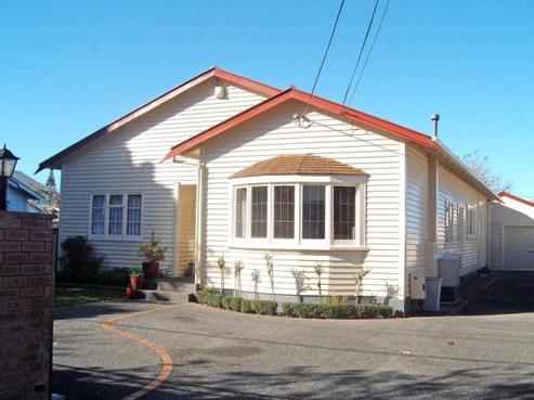 1 Kiwi Street, Alicetown