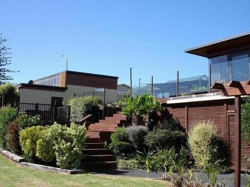 6 Hazard Street, Russell