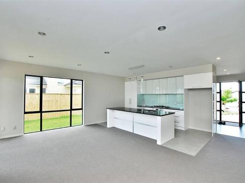 10 Murray Becroft Avenue, Henderson Valley