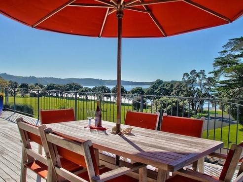 2 Sunrise Boulevard, Snells Beach