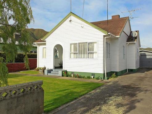 16 Douglas Street, Waiwhetu