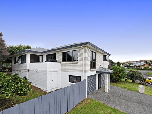 8 Harbour Lights Close, West Harbour