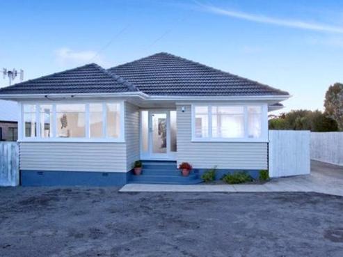 57 Hayr Road, Three Kings
