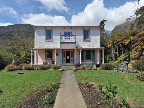 637 East Takaka Road, East Takaka