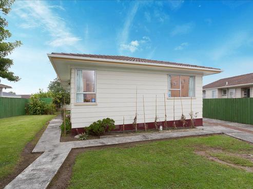 450 Roscommon Road, Clendon Park