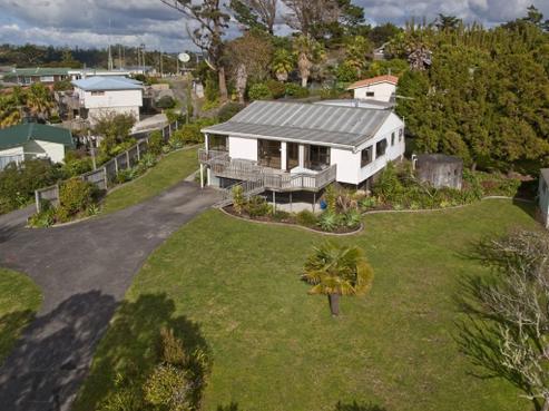 477A Whangaparaoa Road, Stanmore Bay