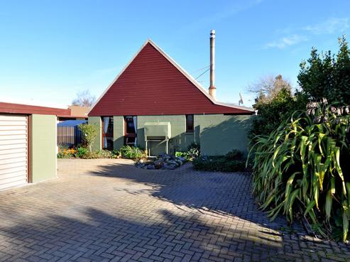 29 Main North Road, Woodend