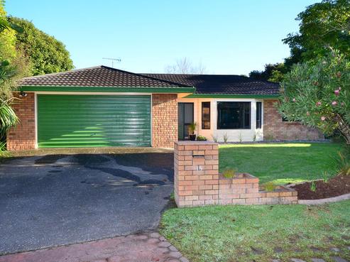 15 Crampton Court, Orewa