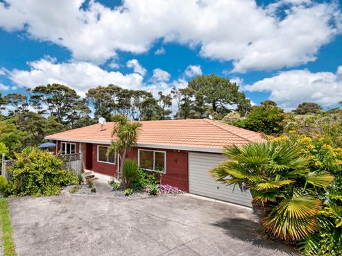 240 Waitemata Drive, Ranui