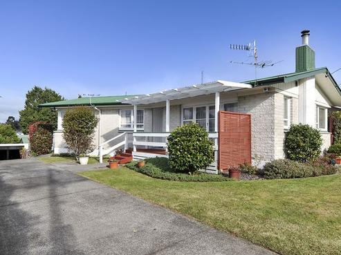 282 Sunset Road, Sunnybrook