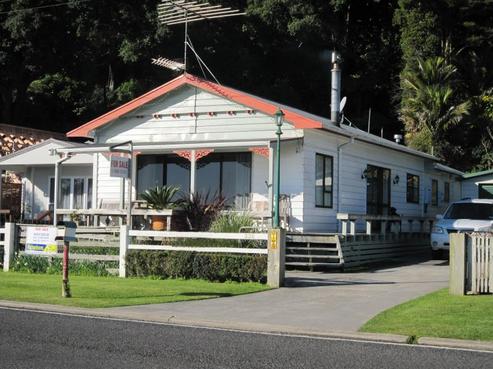 336 Thames Coast Road, Thornton Bay