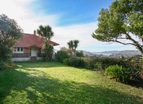 19 Crosby Street, Mornington