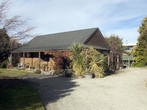 6 Parry Crescent, Lake Hawea