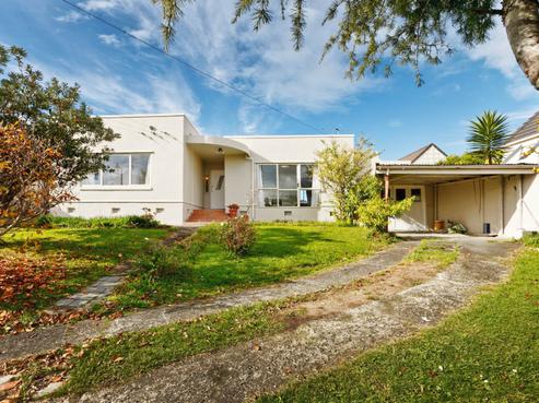 76 Browns Bay Road, Rothesay Bay