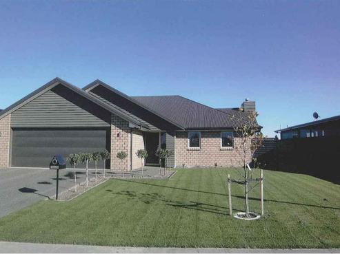 14 Braebrook Drive, Elgin