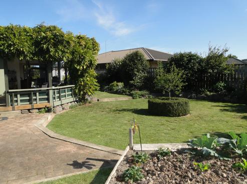 6 Stagg Place, Brightwater