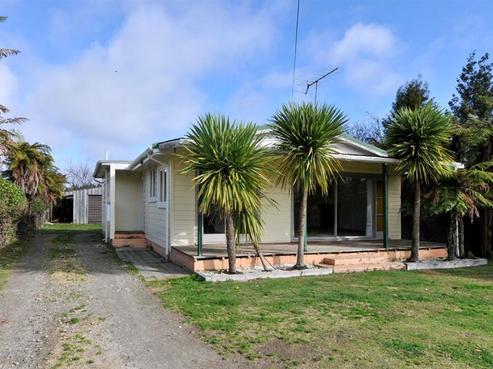 62 Robinson Avenue, Holdens Bay