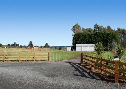 3015 Broadlands Road, Broadlands
