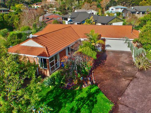 10A Woodfern Crescent, Titirangi