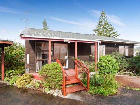 166A Golf Road, Titirangi
