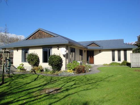 5 Herbert Drive, Whangamata