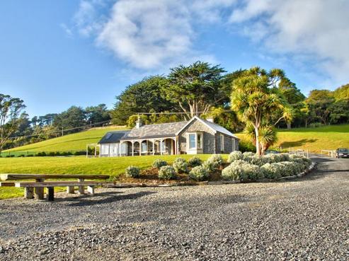 949 Highcliff Road, Highcliff