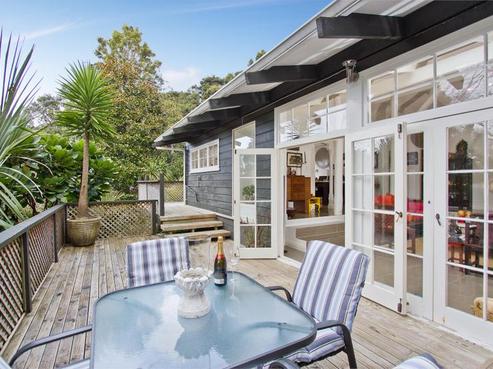 25 Wood Bay Road, Titirangi