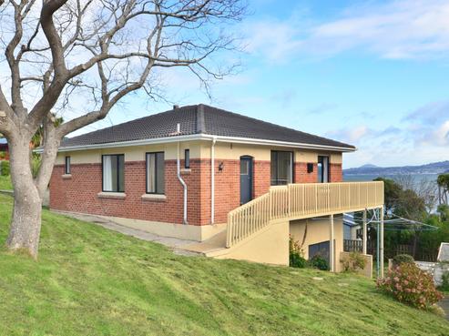3 Porterfield Street, Macandrew Bay