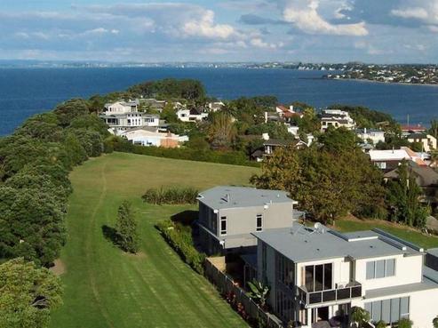 119B Beach Road, Castor Bay