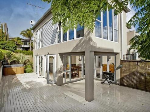 119 Beach Road, Castor Bay