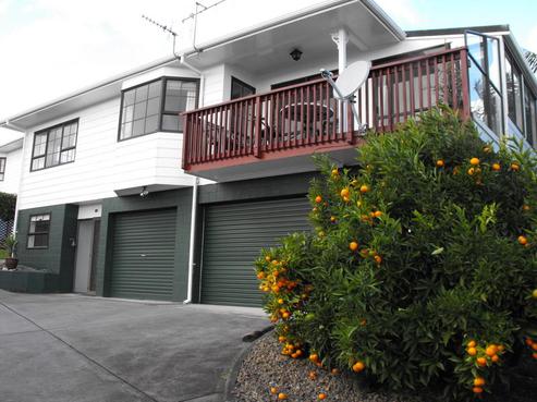2/12 Pah Road, Onerahi