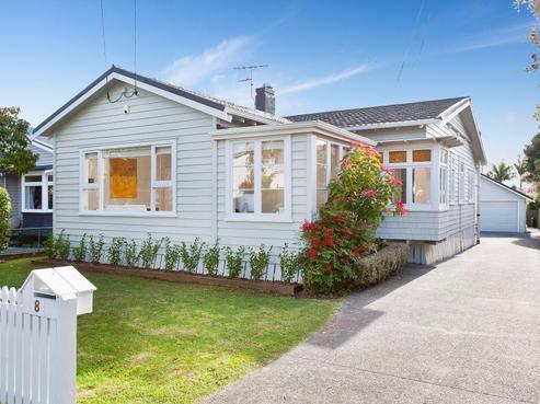 8 Seacombe Road, Point Chevalier