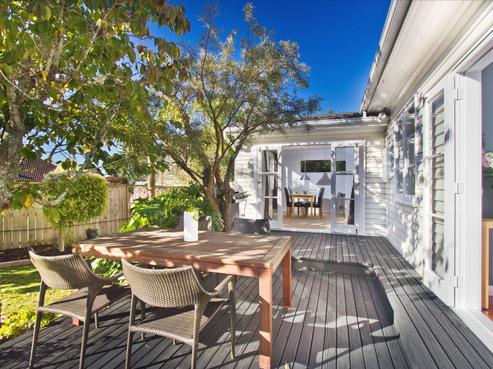 42 Rautara Street, Orakei