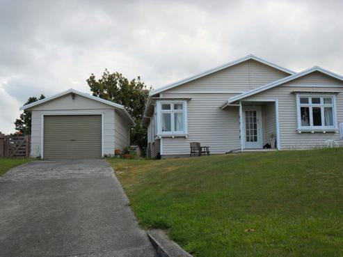 11 Thebes Street, Westbrook
