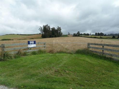 151 Summerhill Road, Cust