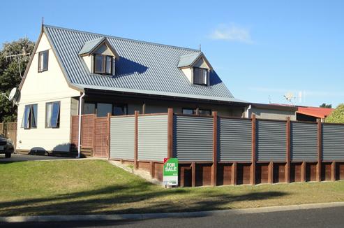 216 Linton Crescent, Whangamata