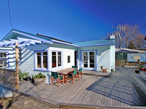 23 Britannia Heights, Stepneyville