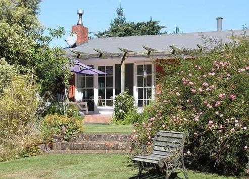 219 Gardiners Road, Cust