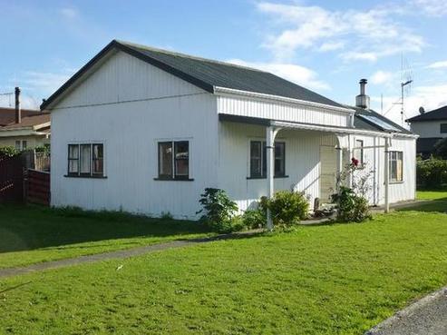 37 Dunstan Street, Otaki
