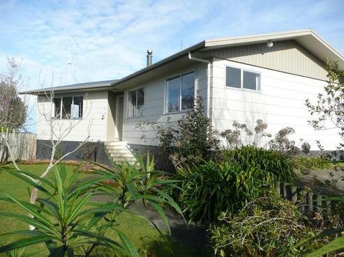 12 Heatherlea Heights, Feilding