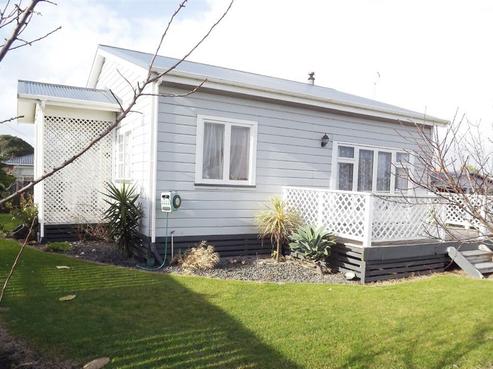23 Mcnaughton Street, Waitara