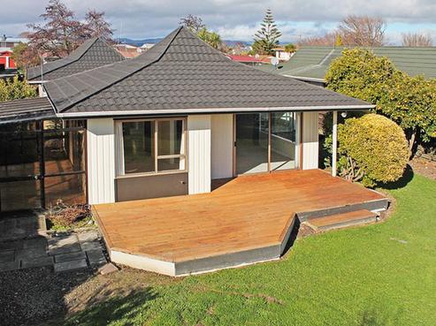 11 Meadowbrook Drive, Cloverlea