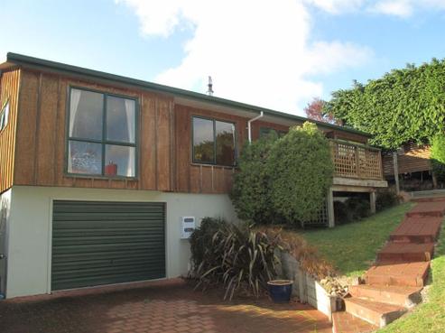 36A Sunset Street, Hilltop