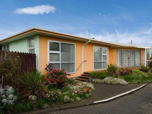 103 Rocking Horse Road, Southshore