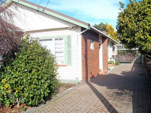 56 Brunswick Street, Central Hutt