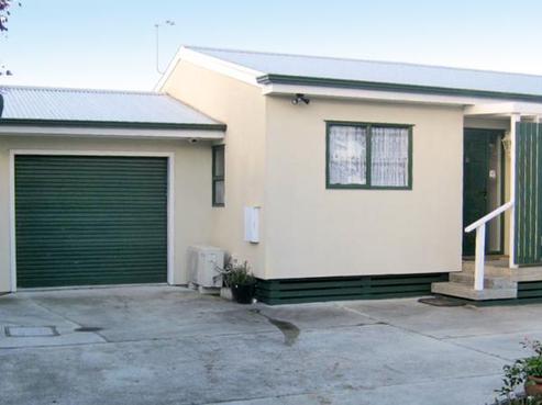 908A Lyell Street, Akina