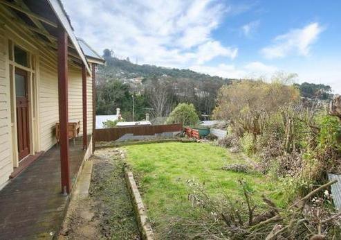 67 Caversham Valley Road, Calton Hill