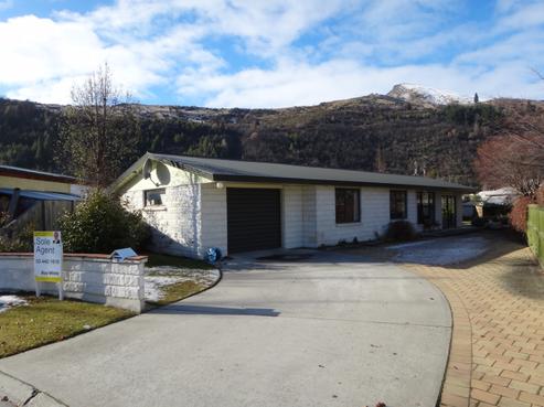 13 Elva Dawson Place, Arrowtown