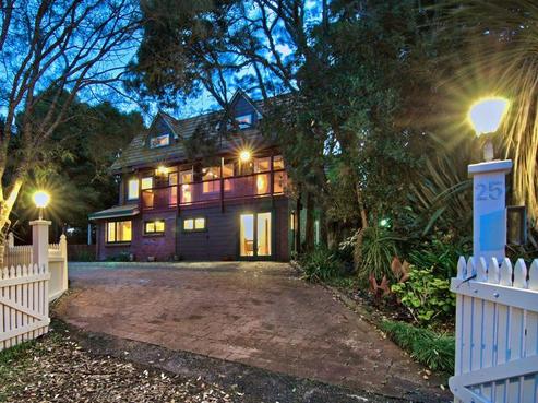 25 Kauri Point Road, Laingholm